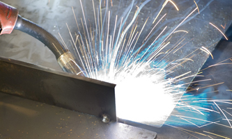Welding, rivet fitting, crimping, subcontracting for subcontracting.
