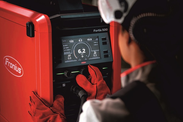 Fortis_Display-Fronius