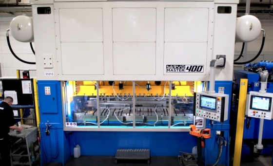 400t servo press